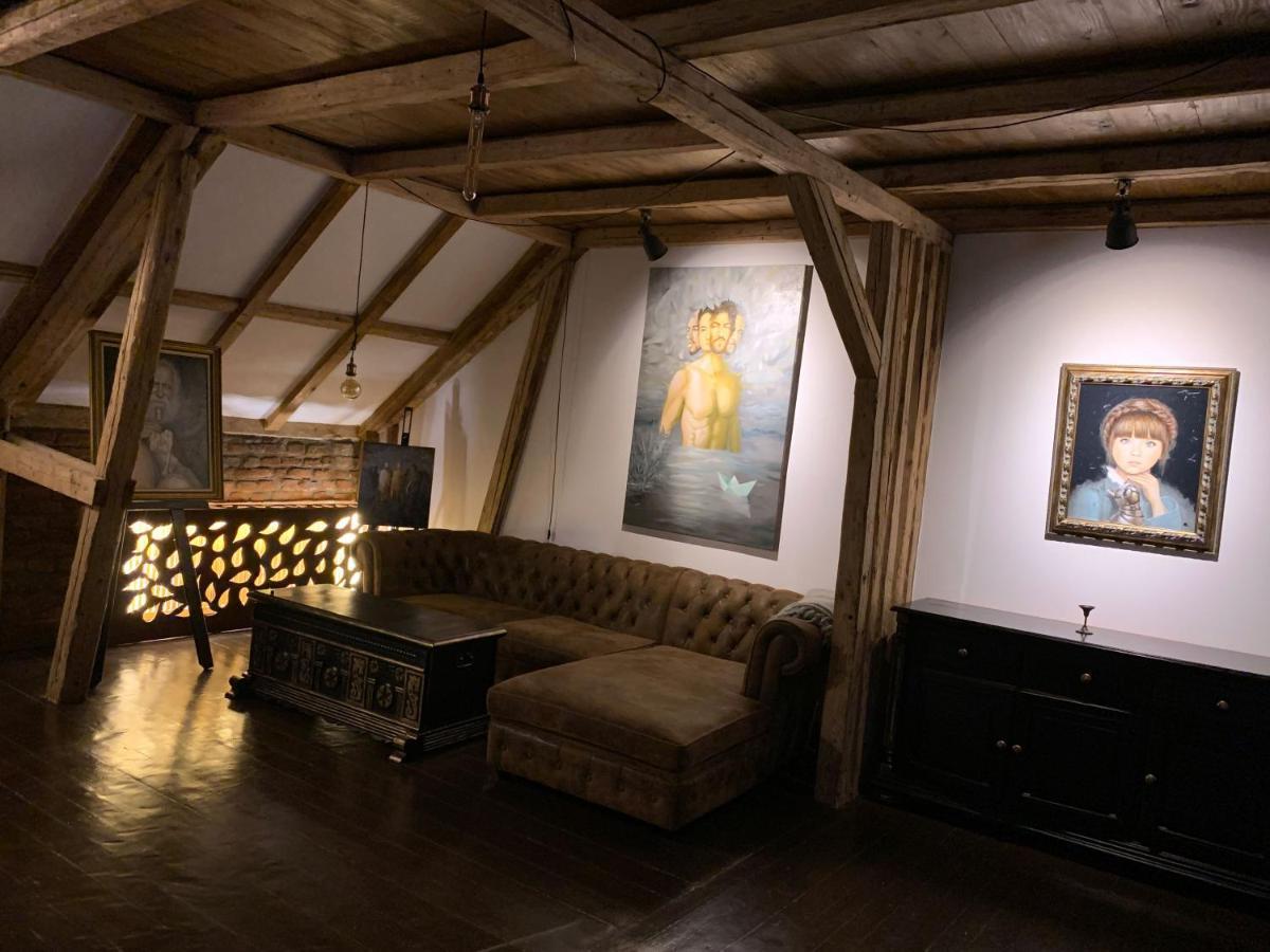 Gallery Loft Piatra Neamt Exterior photo